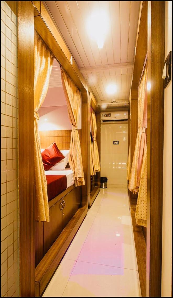 Single Bed 4-Bed Dormitory Room,759406127:JPEG